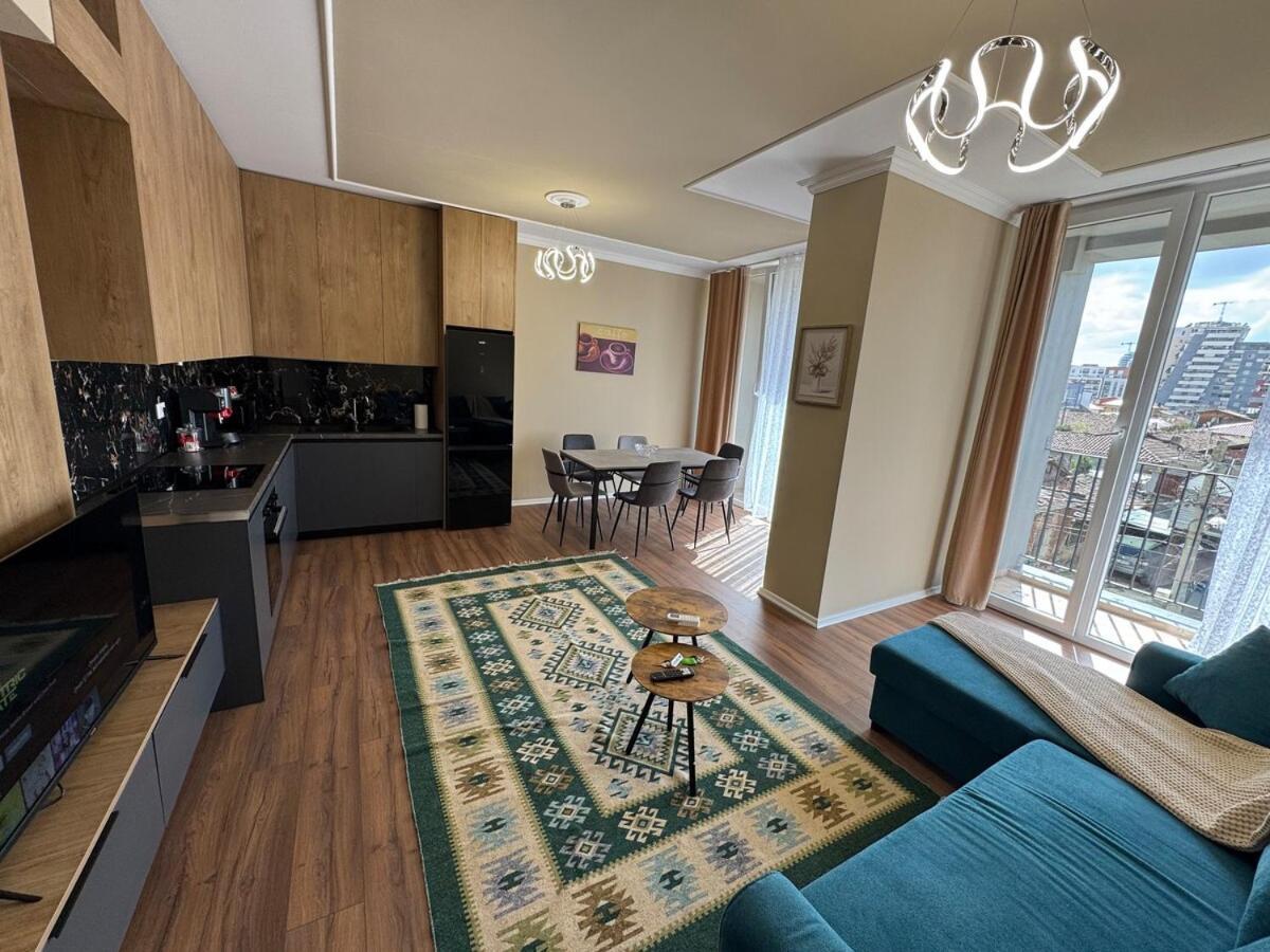 Jona City Center 2 Bedroom Confort Suites And Free Parking Τίρανα Εξωτερικό φωτογραφία