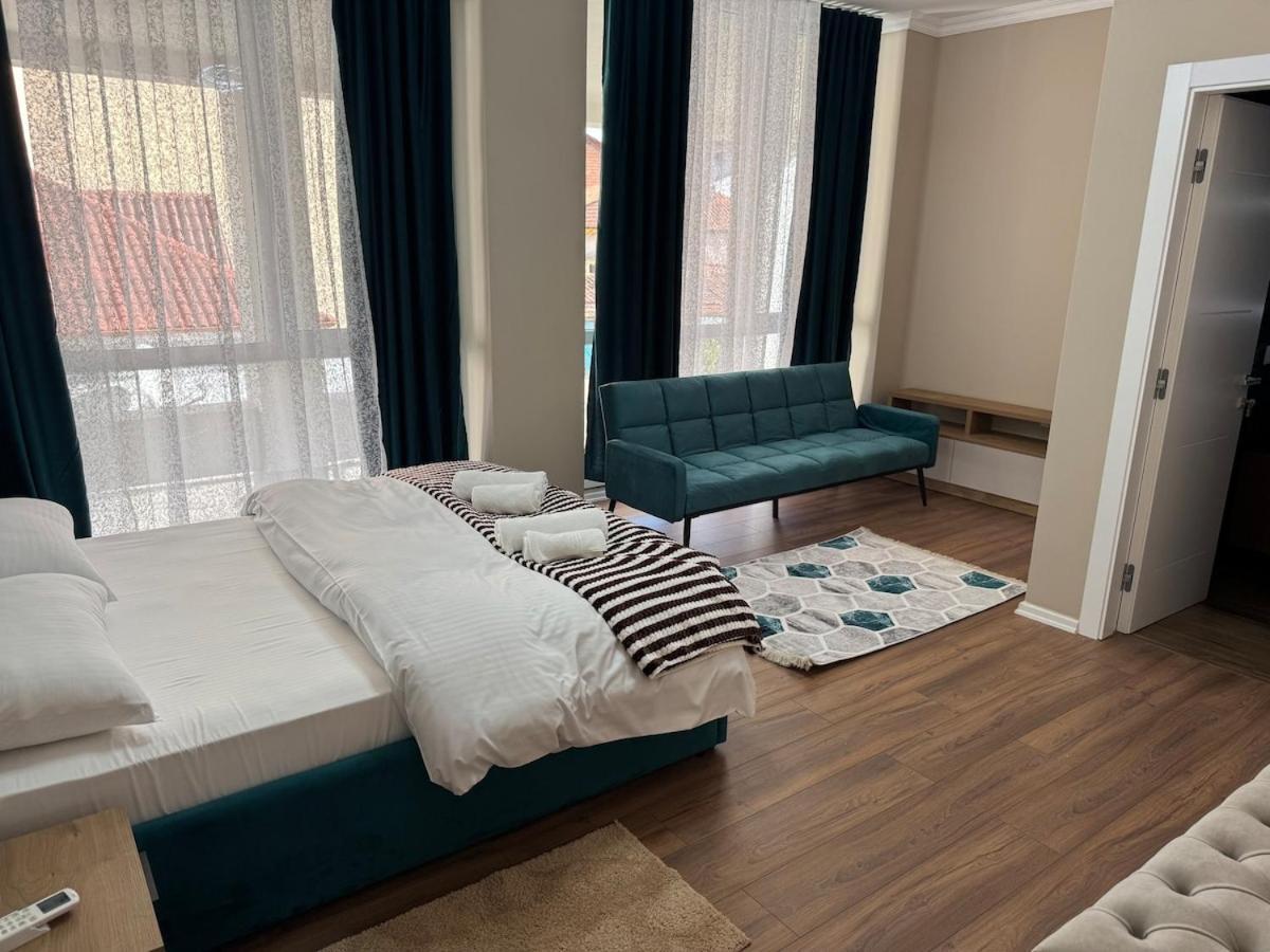 Jona City Center 2 Bedroom Confort Suites And Free Parking Τίρανα Εξωτερικό φωτογραφία